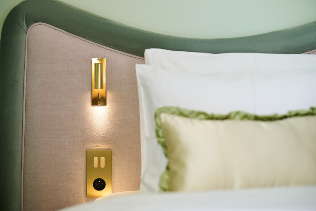 Room-CH_7102