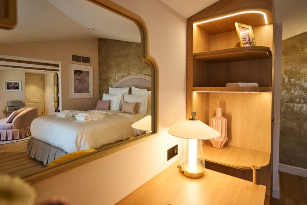 Suite-JN_7844