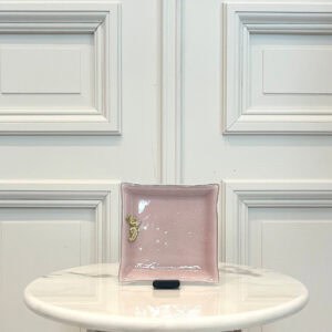 Plat carré rose 15 x 15 cm
