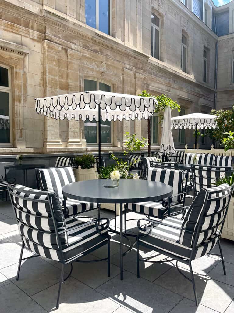 3_patio_page_restaurant